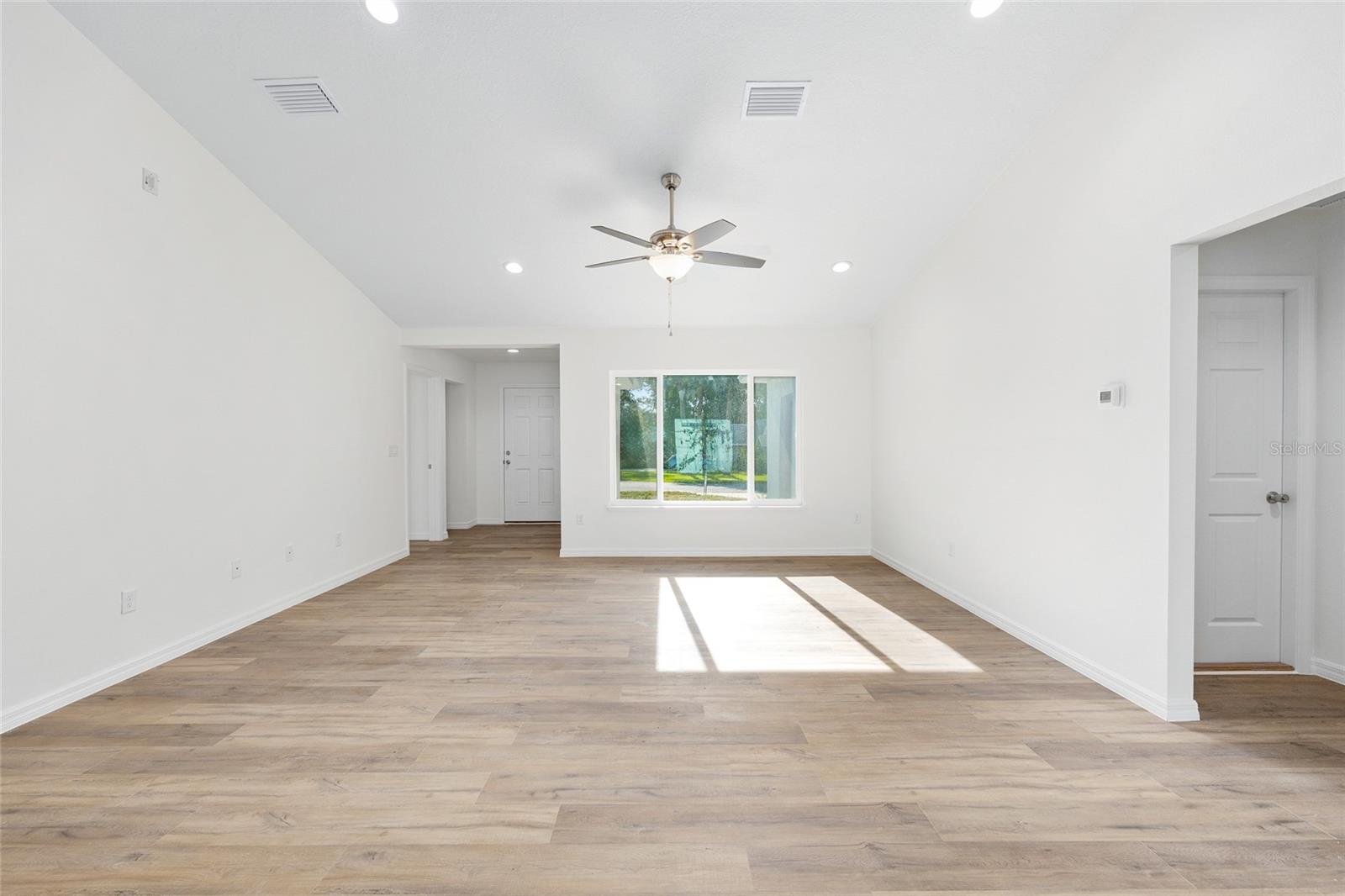 MARION OAKS UN NINE - Residential