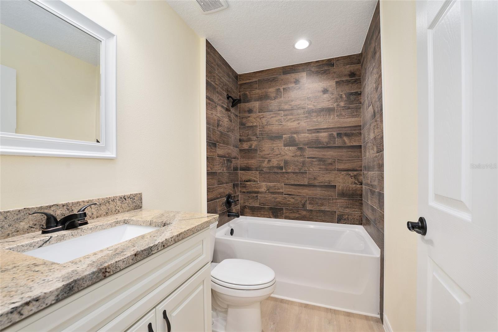 MARION OAKS UN NINE - Residential