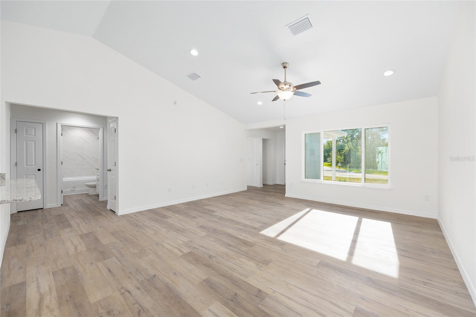 MARION OAKS UN NINE - Residential