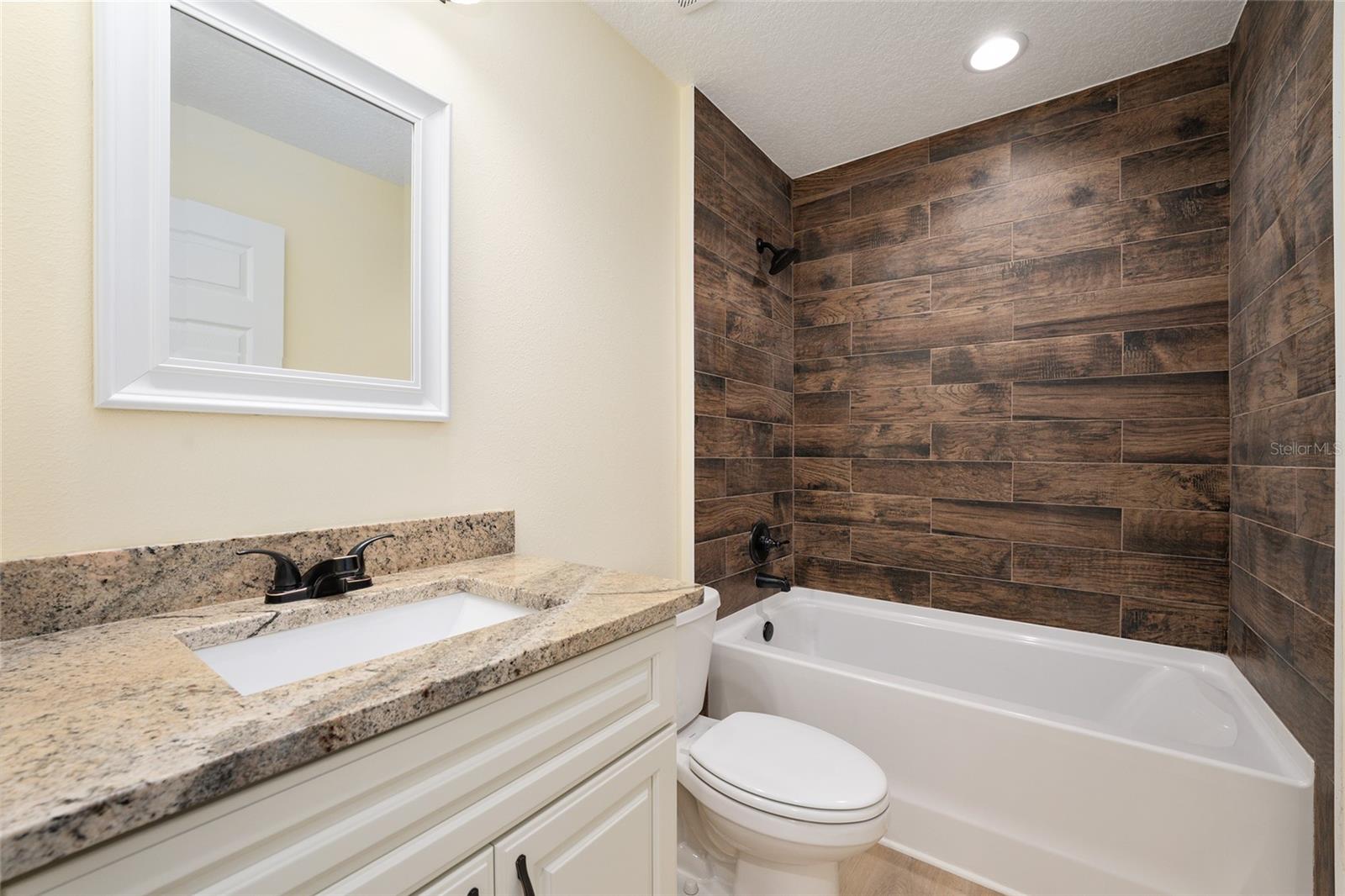 MARION OAKS UN NINE - Residential