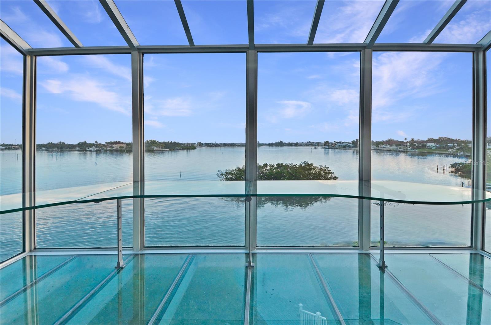 LA GUNA PARK - Residential