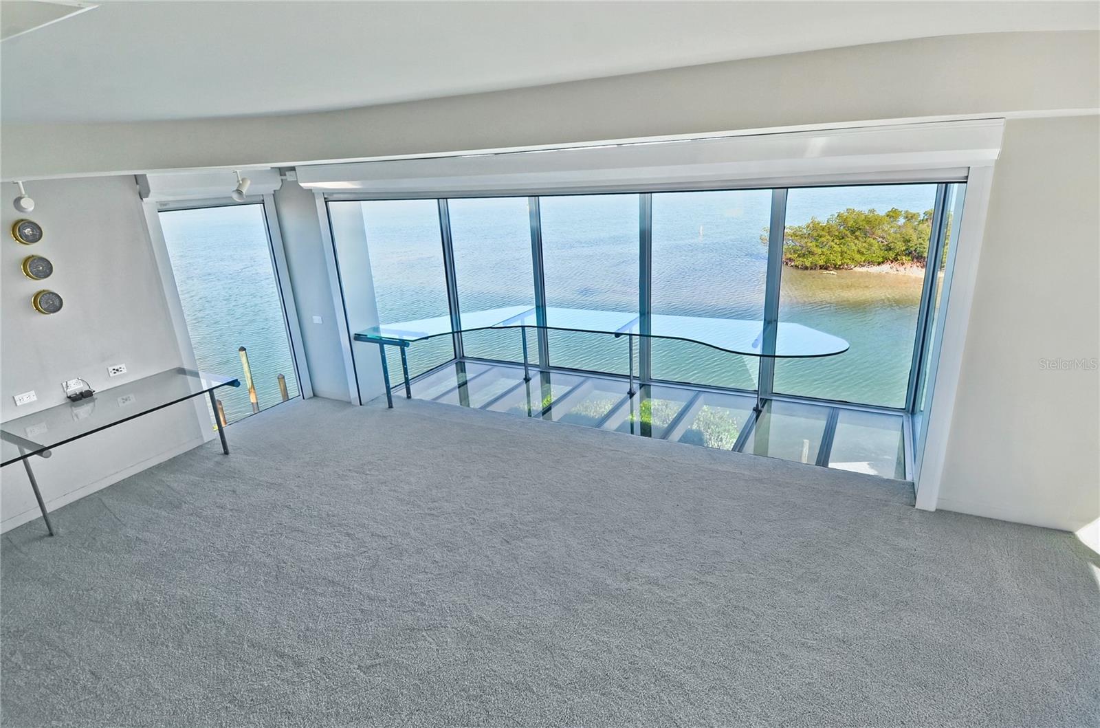 LA GUNA PARK - Residential