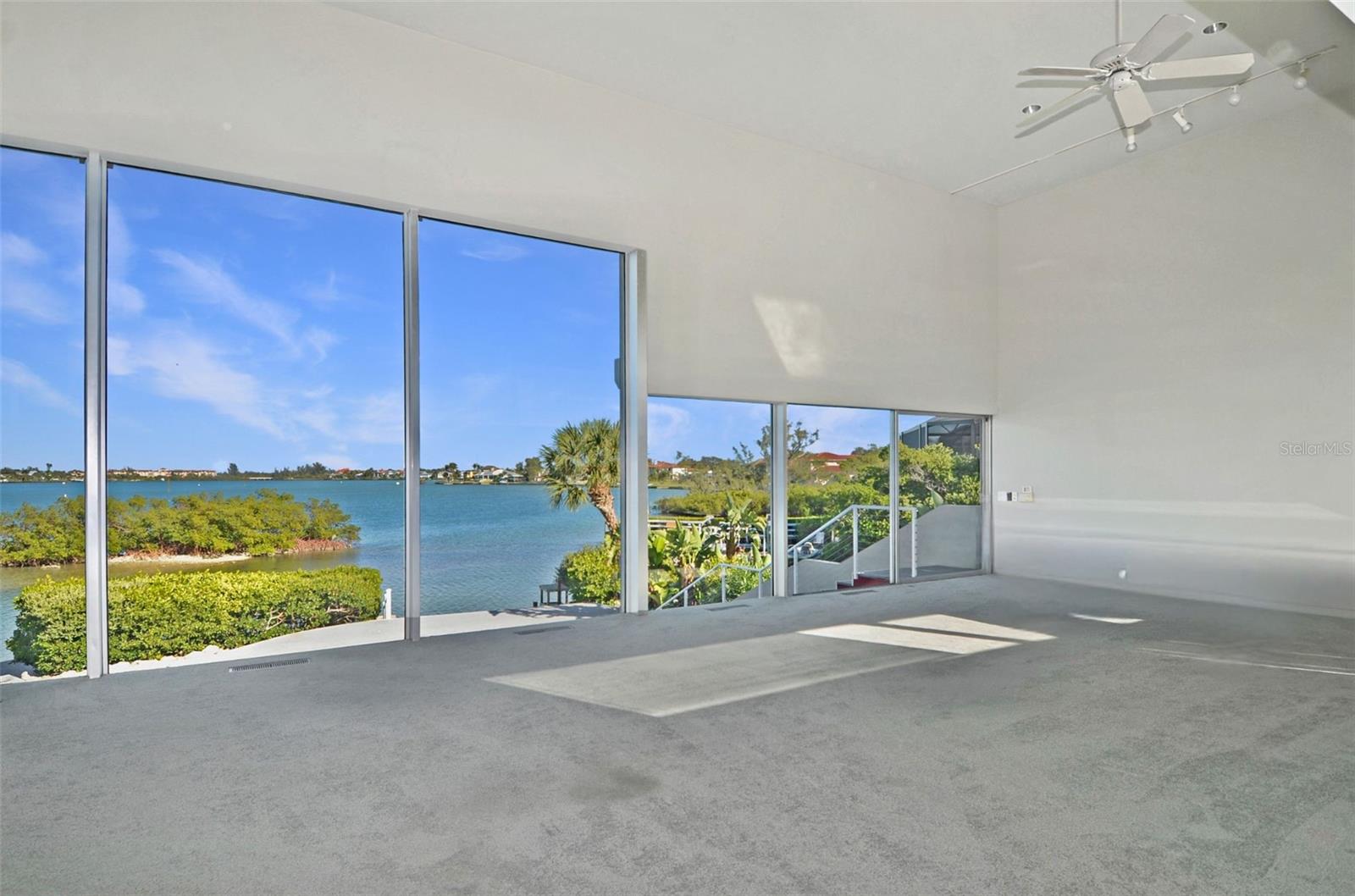 LA GUNA PARK - Residential