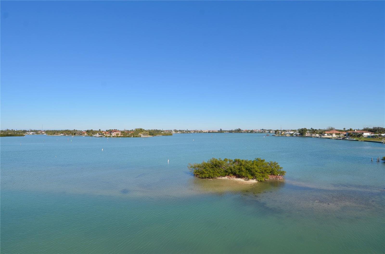 LA GUNA PARK - Residential