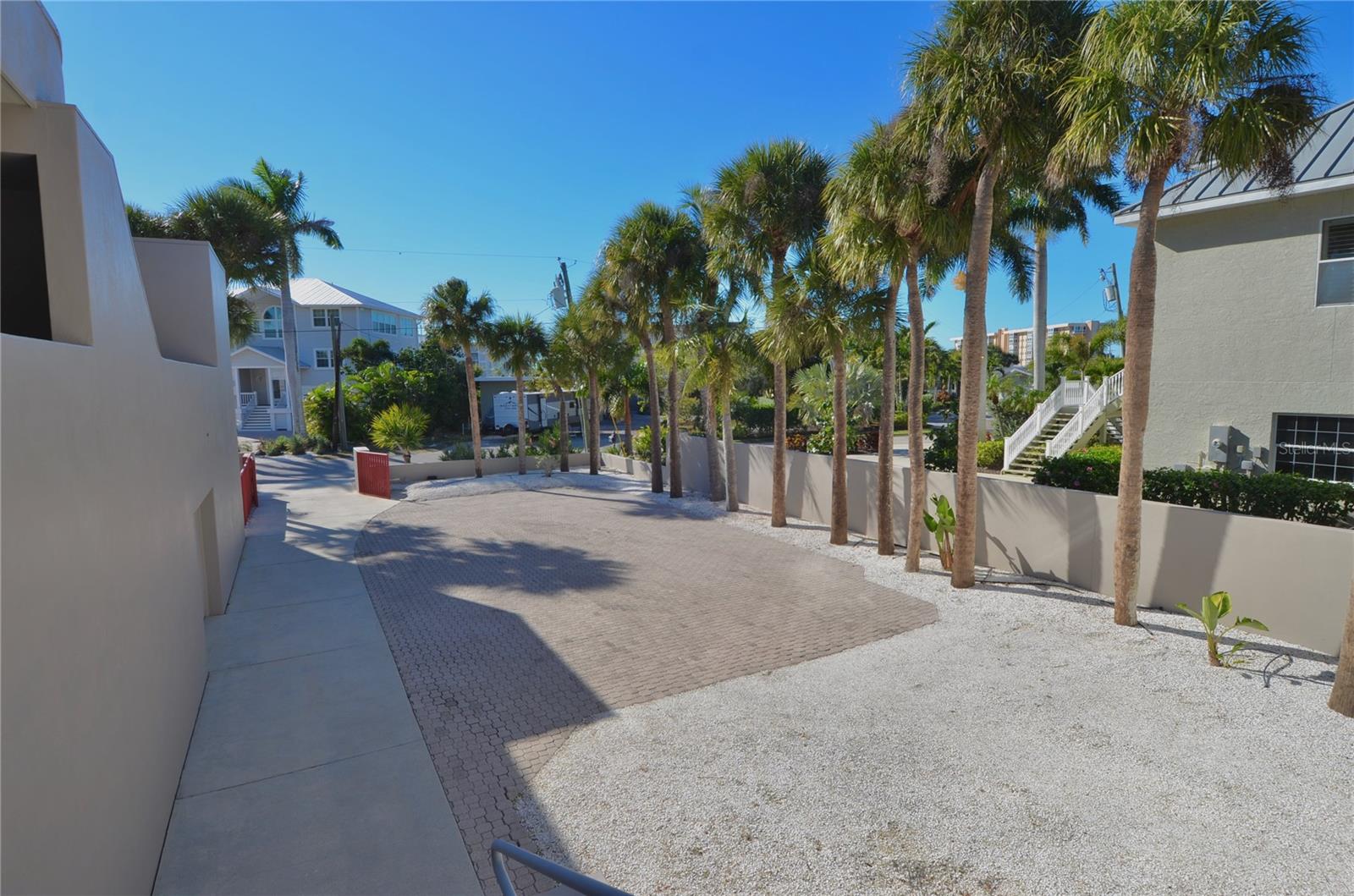 LA GUNA PARK - Residential