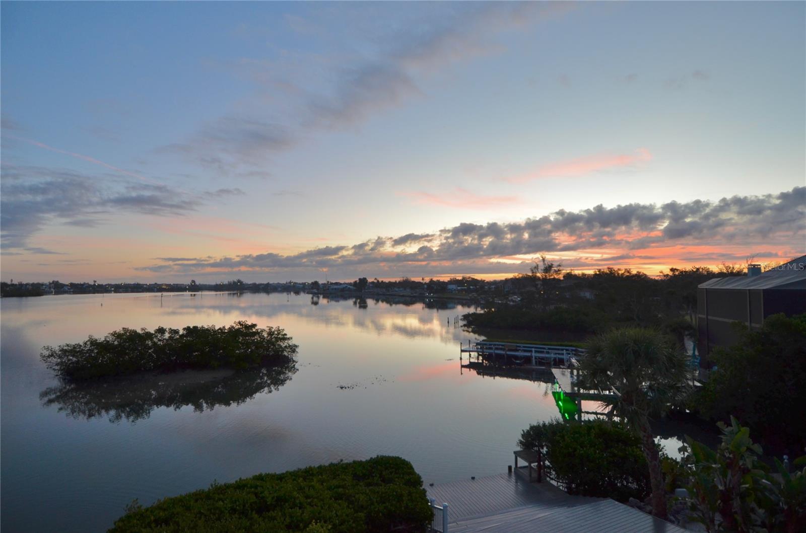 LA GUNA PARK - Residential