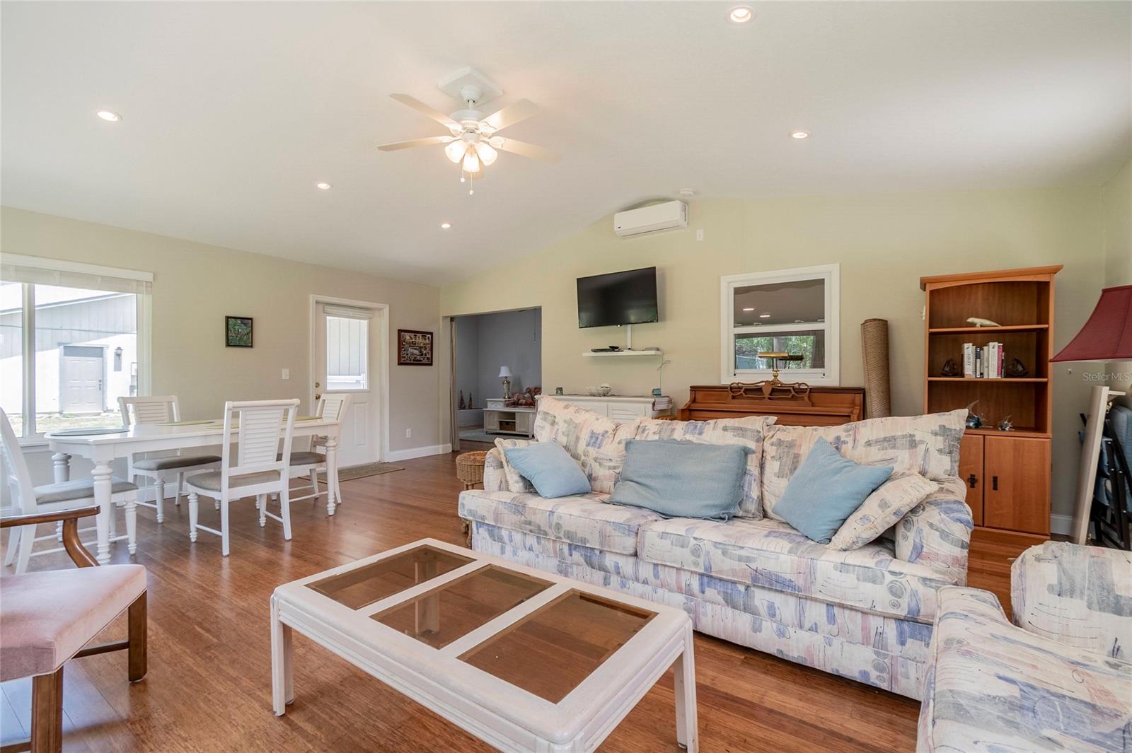 River Edge Acres - Residential