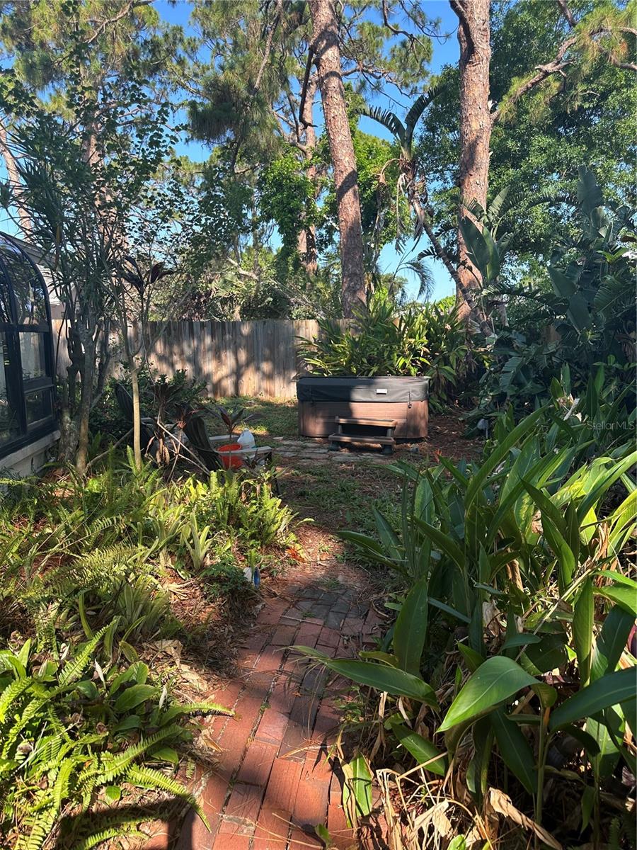 PINE GARDENS - Residential