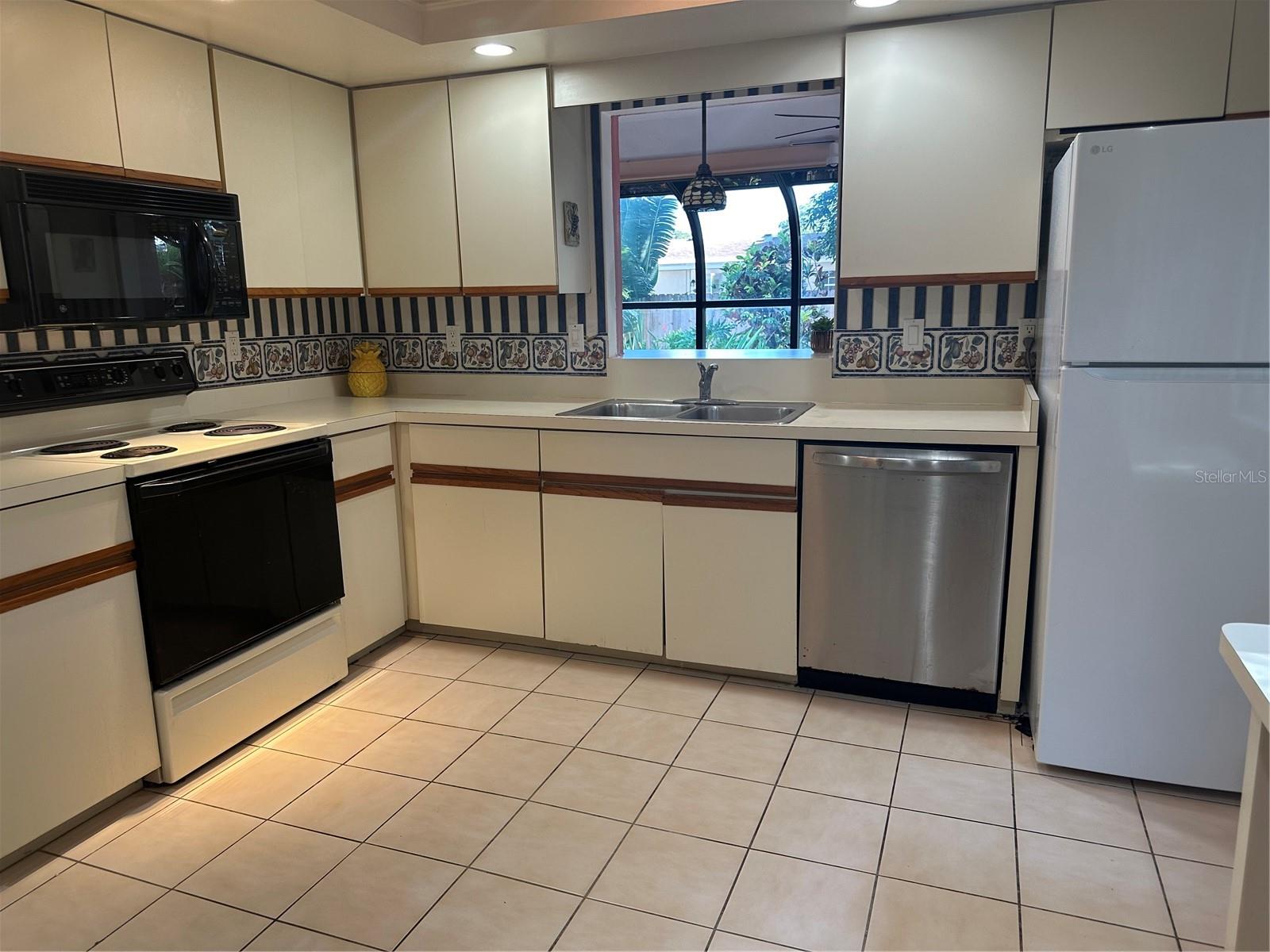2181 PINE GARDENS TRAIL