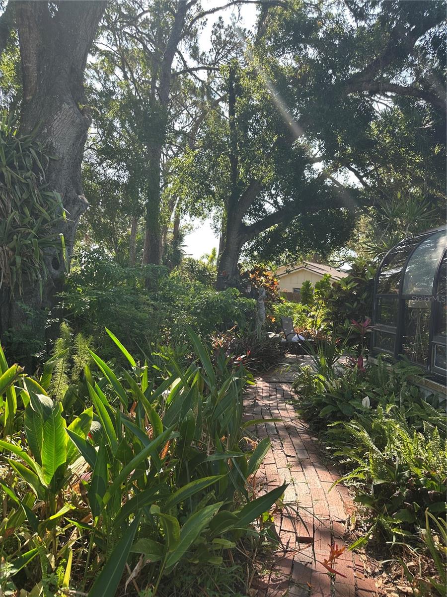 PINE GARDENS - Residential