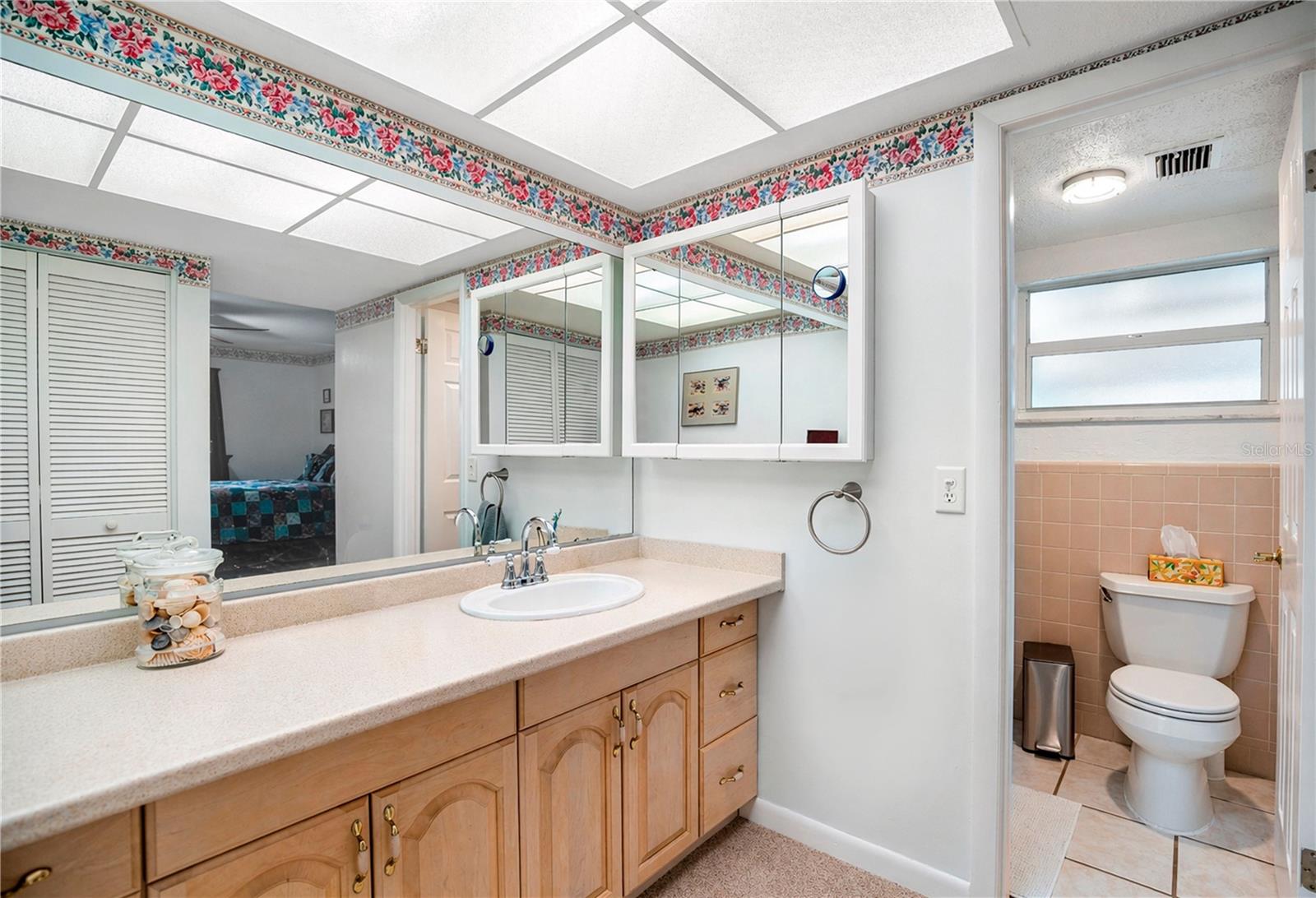 INDIAN HILLS UNIT 3 - Residential