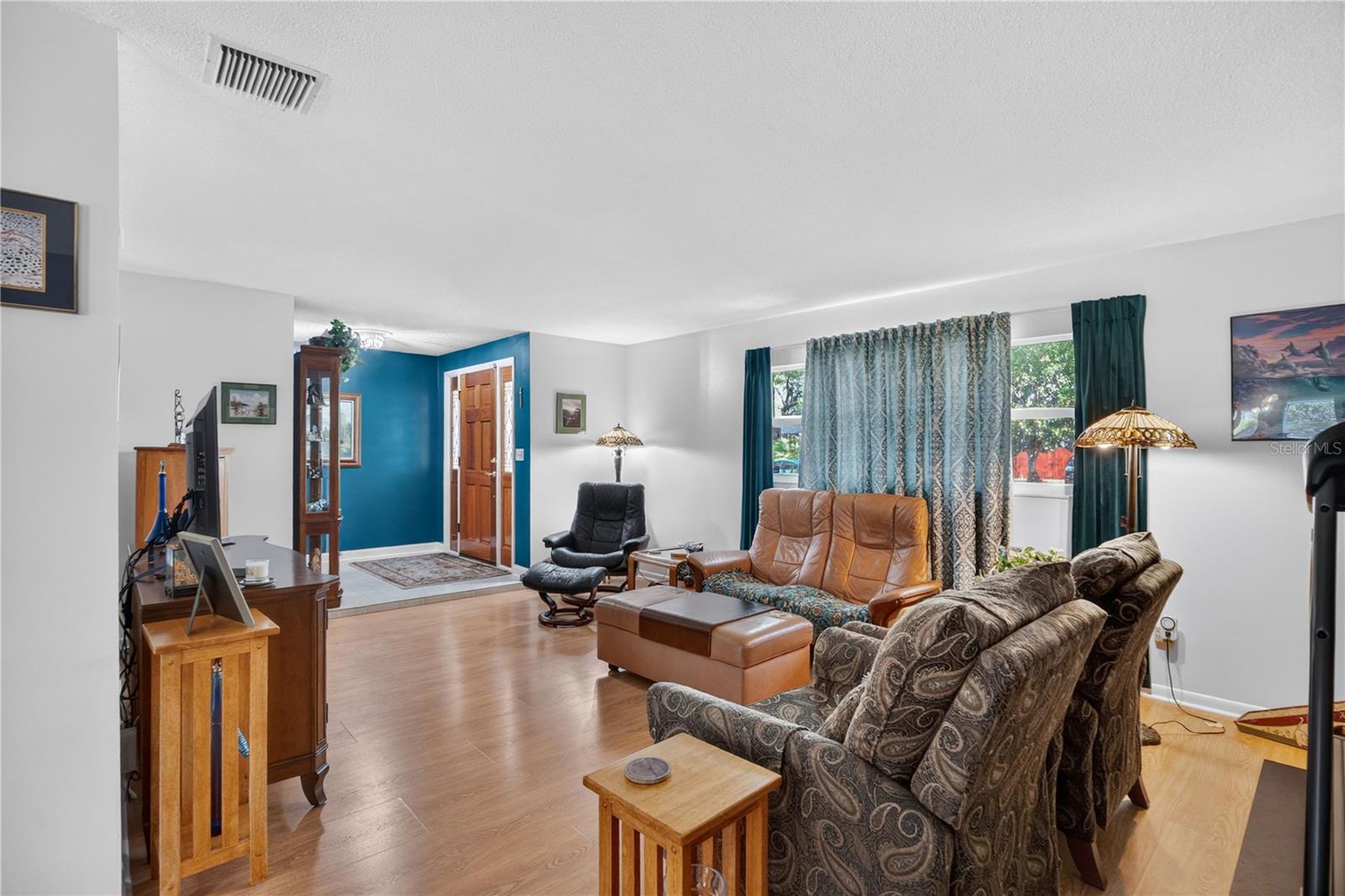 INDIAN HILLS UNIT 3 - Residential