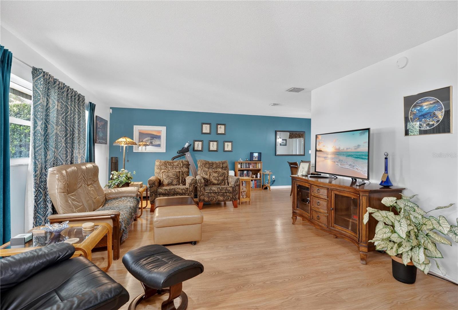 INDIAN HILLS UNIT 3 - Residential