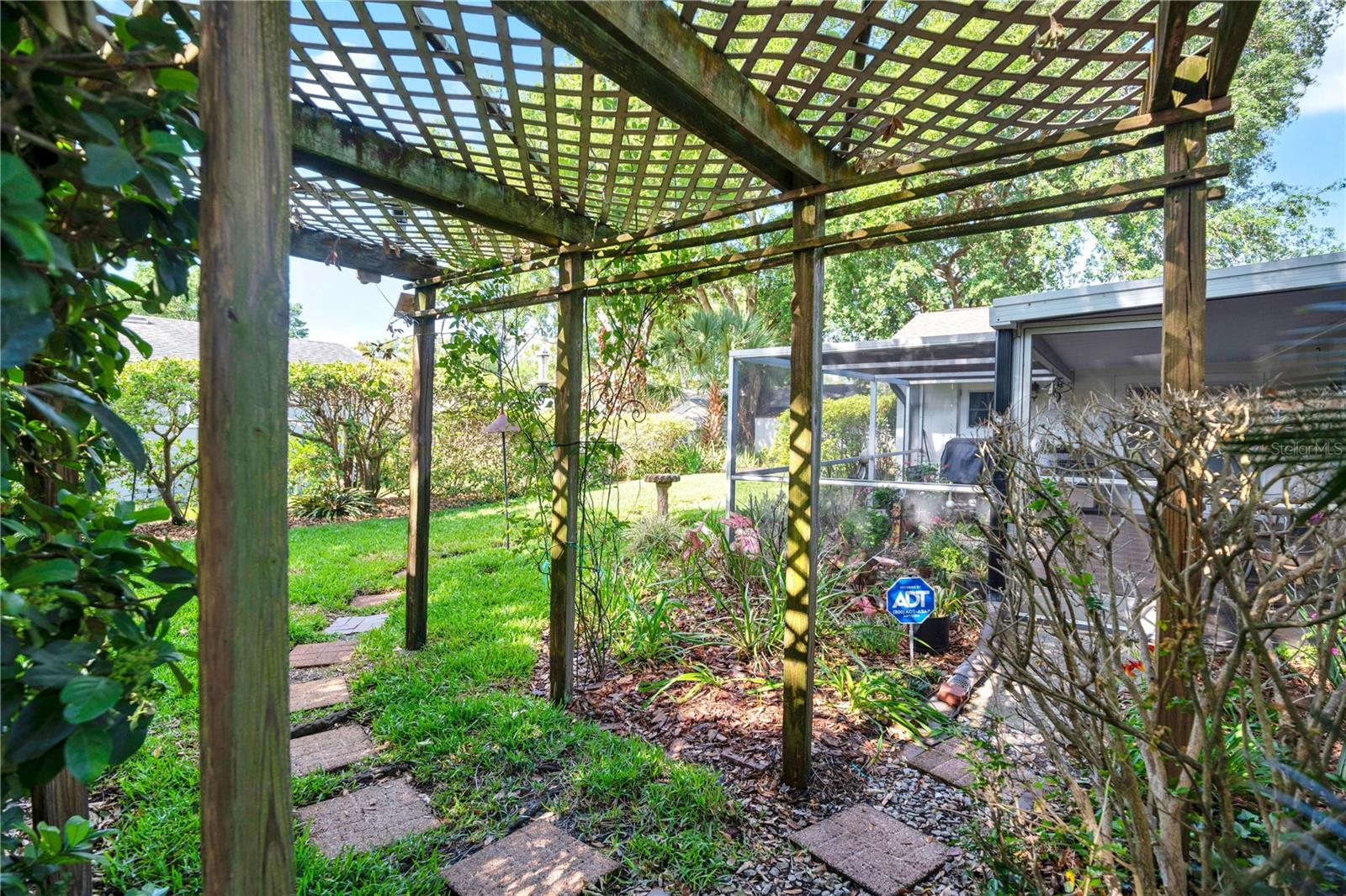 INDIAN HILLS UNIT 3 - Residential