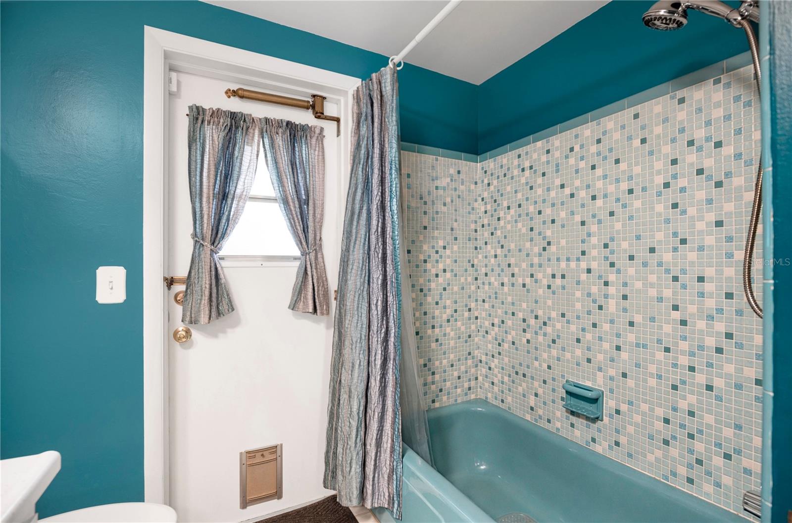 INDIAN HILLS UNIT 3 - Residential