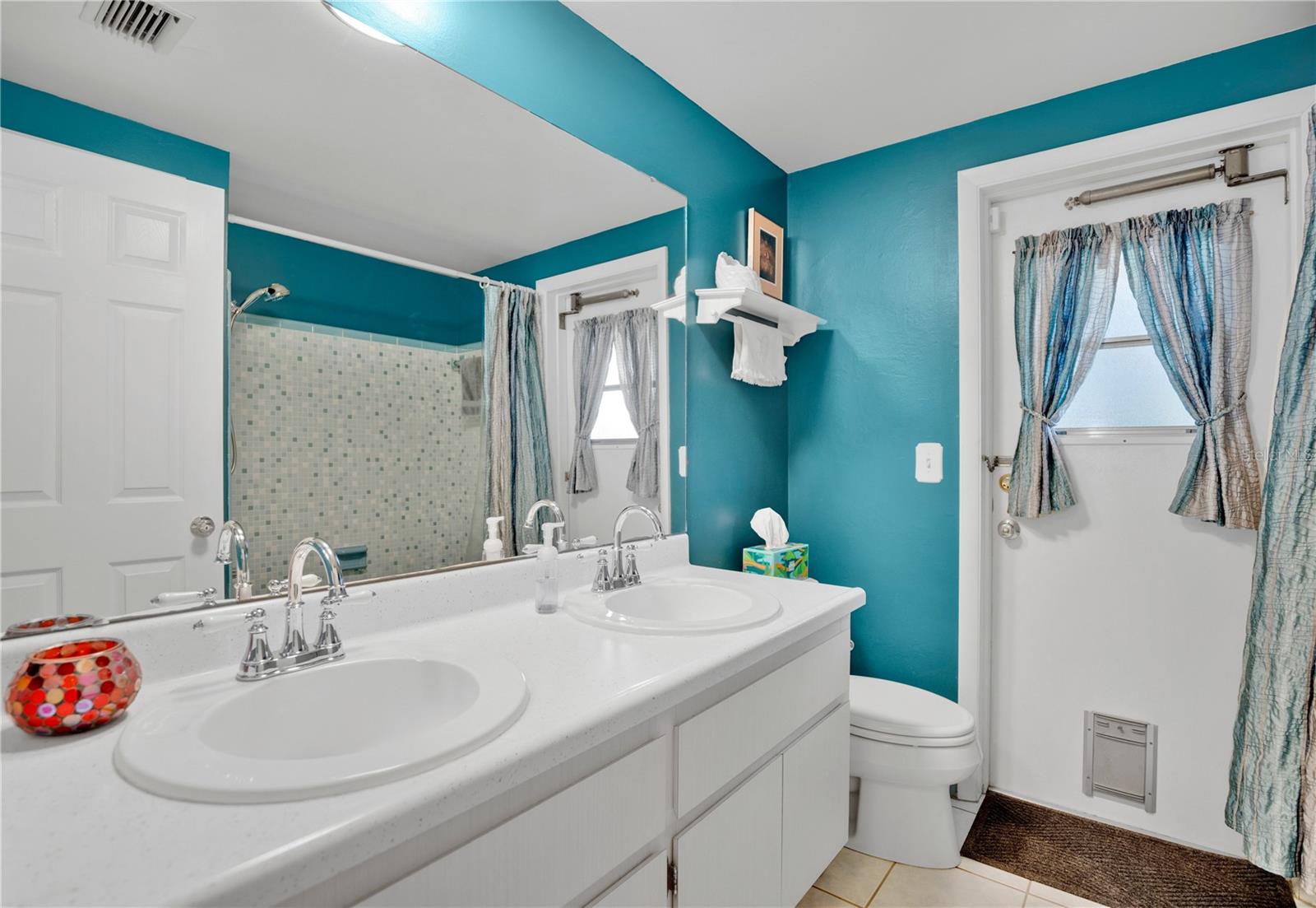 INDIAN HILLS UNIT 3 - Residential