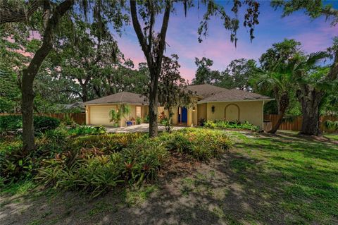 Photo of 3217 Oak Grove Drive, Sarasota, FL 34243 (MLS # A4656185)