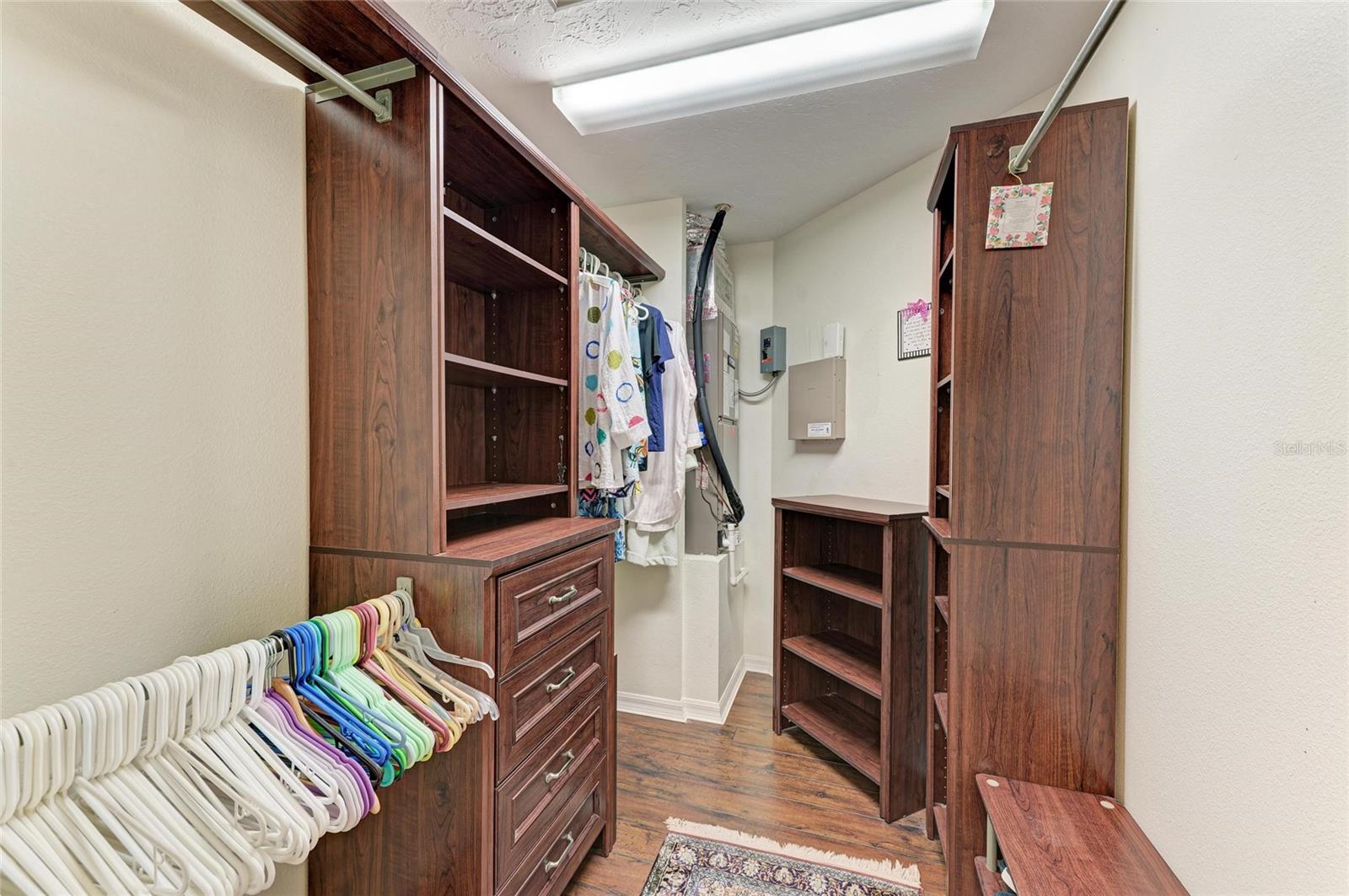 OAK GROVE PARK - Residential