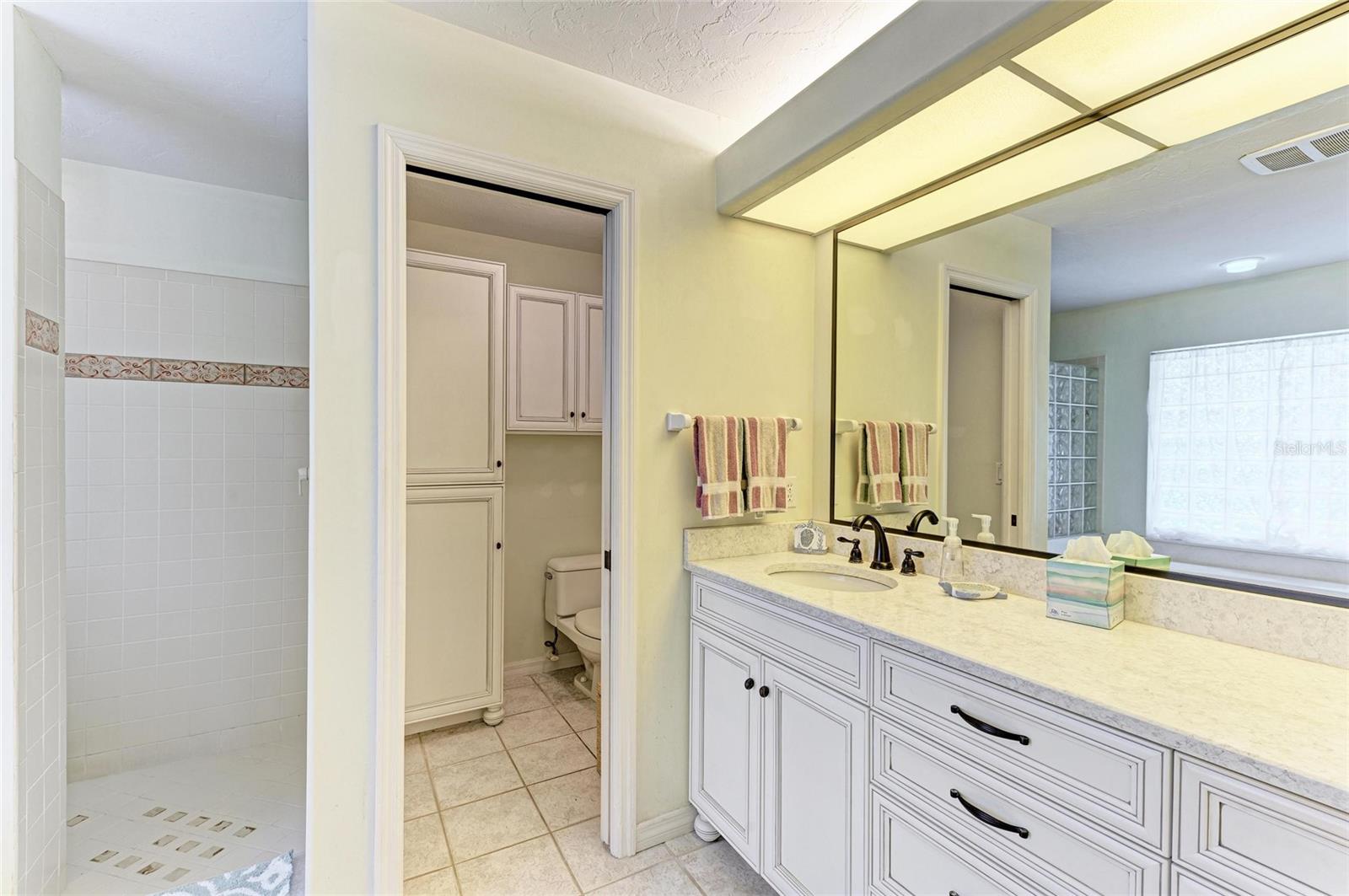 OAK GROVE PARK - Residential