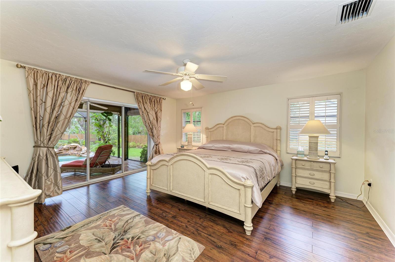 OAK GROVE PARK - Residential