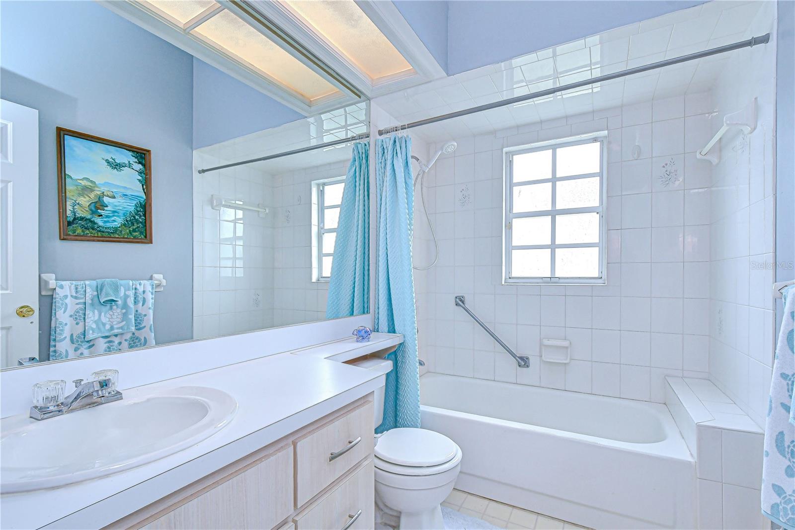 DRAKES PLACE - Residential