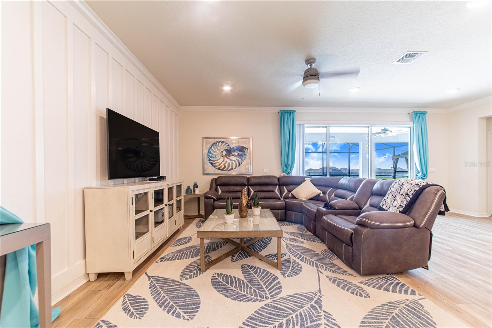 WINDSOR ISLAND RESORT - Residential
