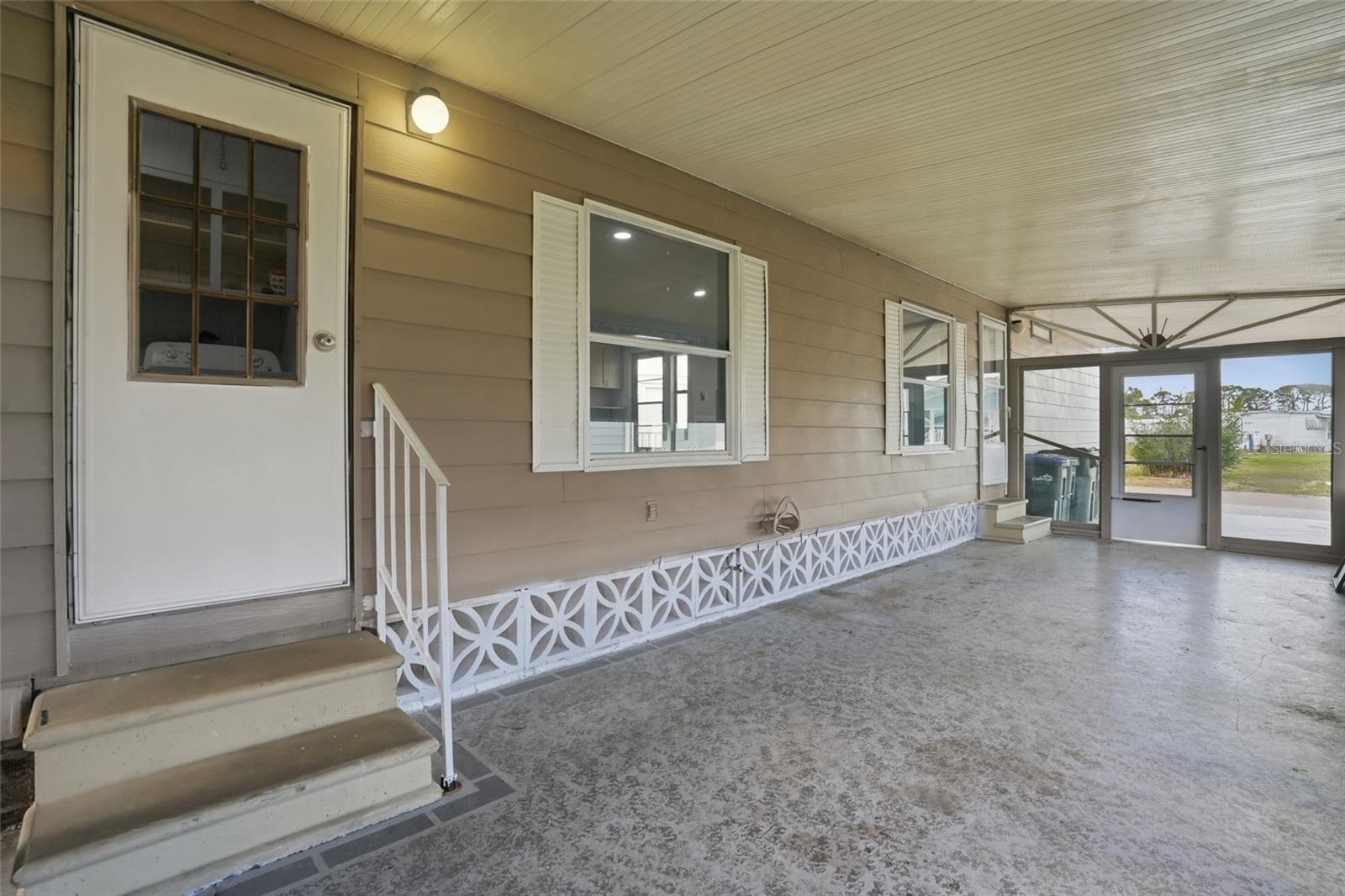 HOLIDAY PARK - Residential