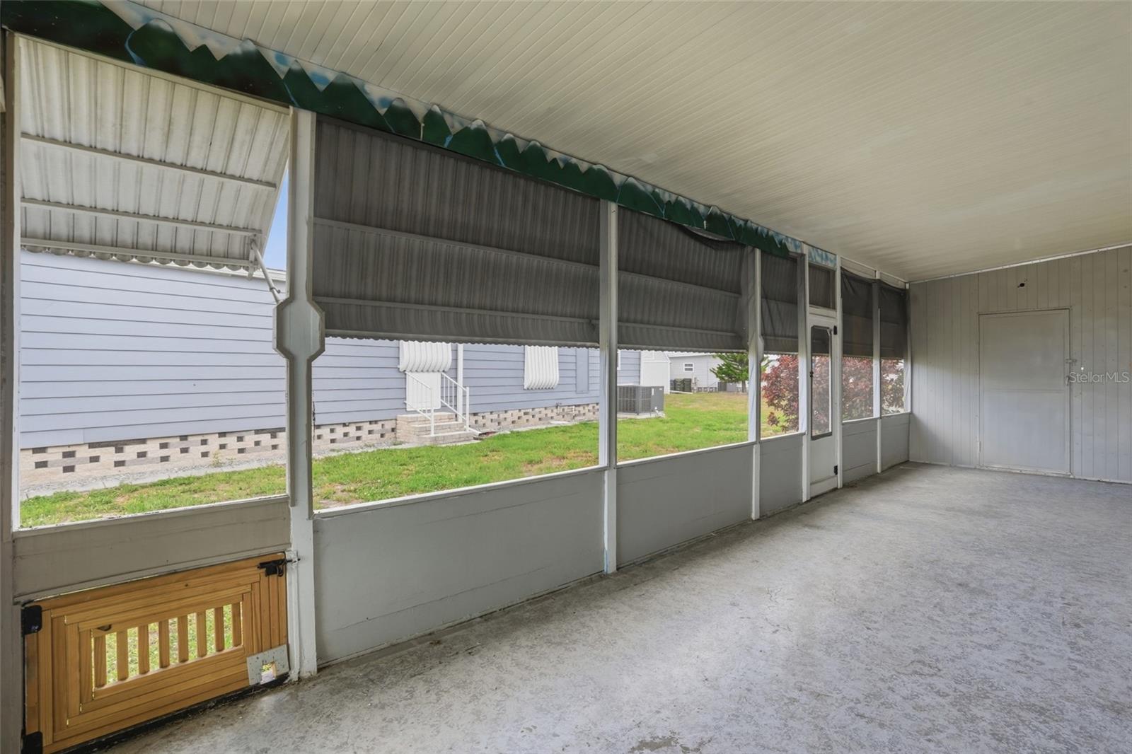 HOLIDAY PARK - Residential