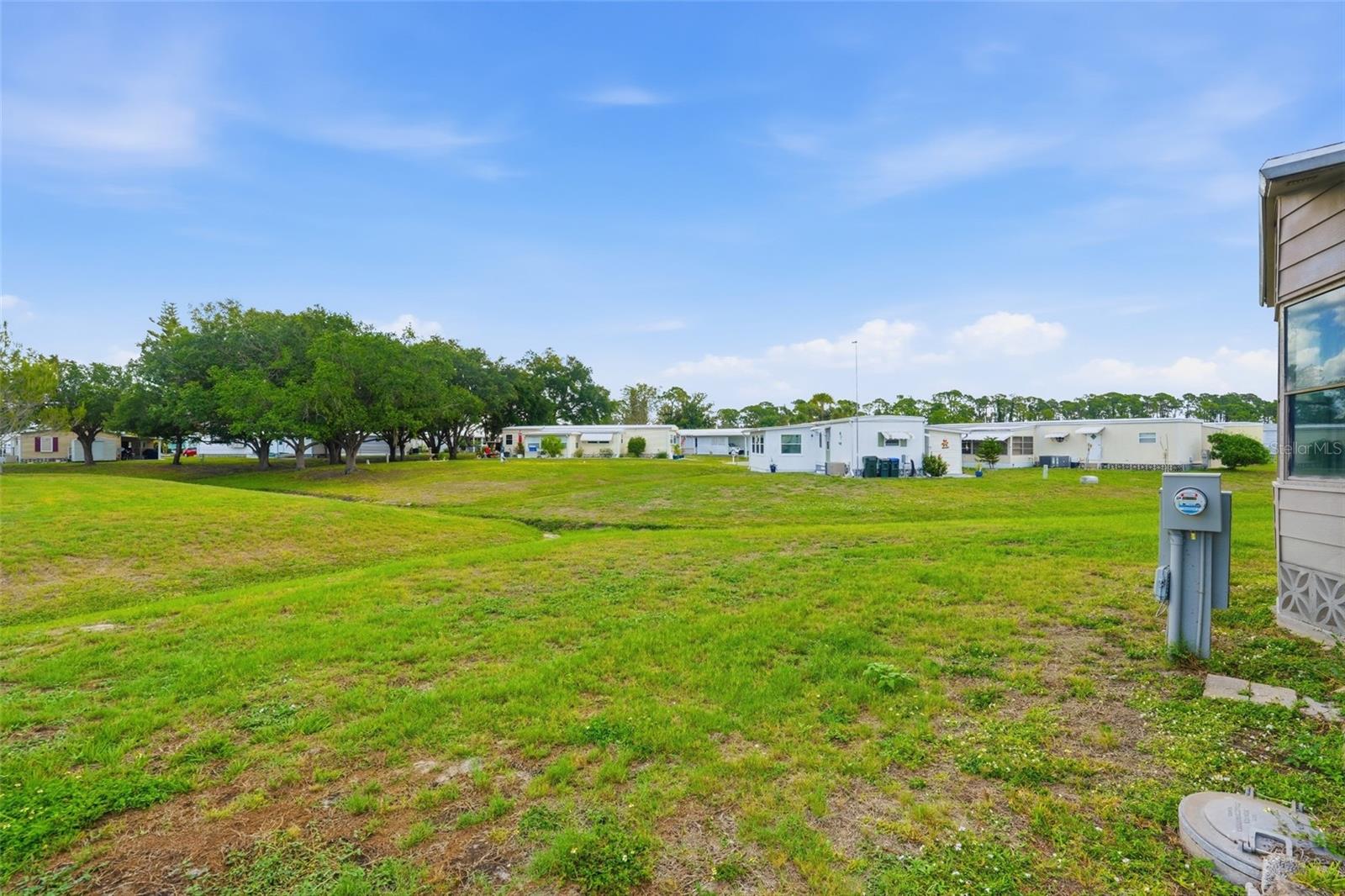 HOLIDAY PARK - Residential