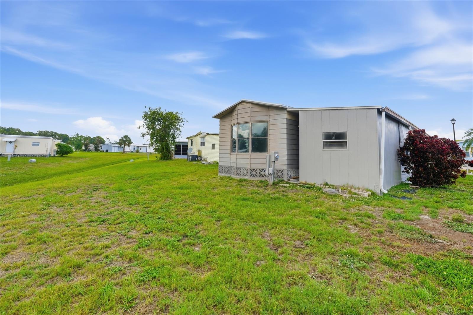 HOLIDAY PARK - Residential