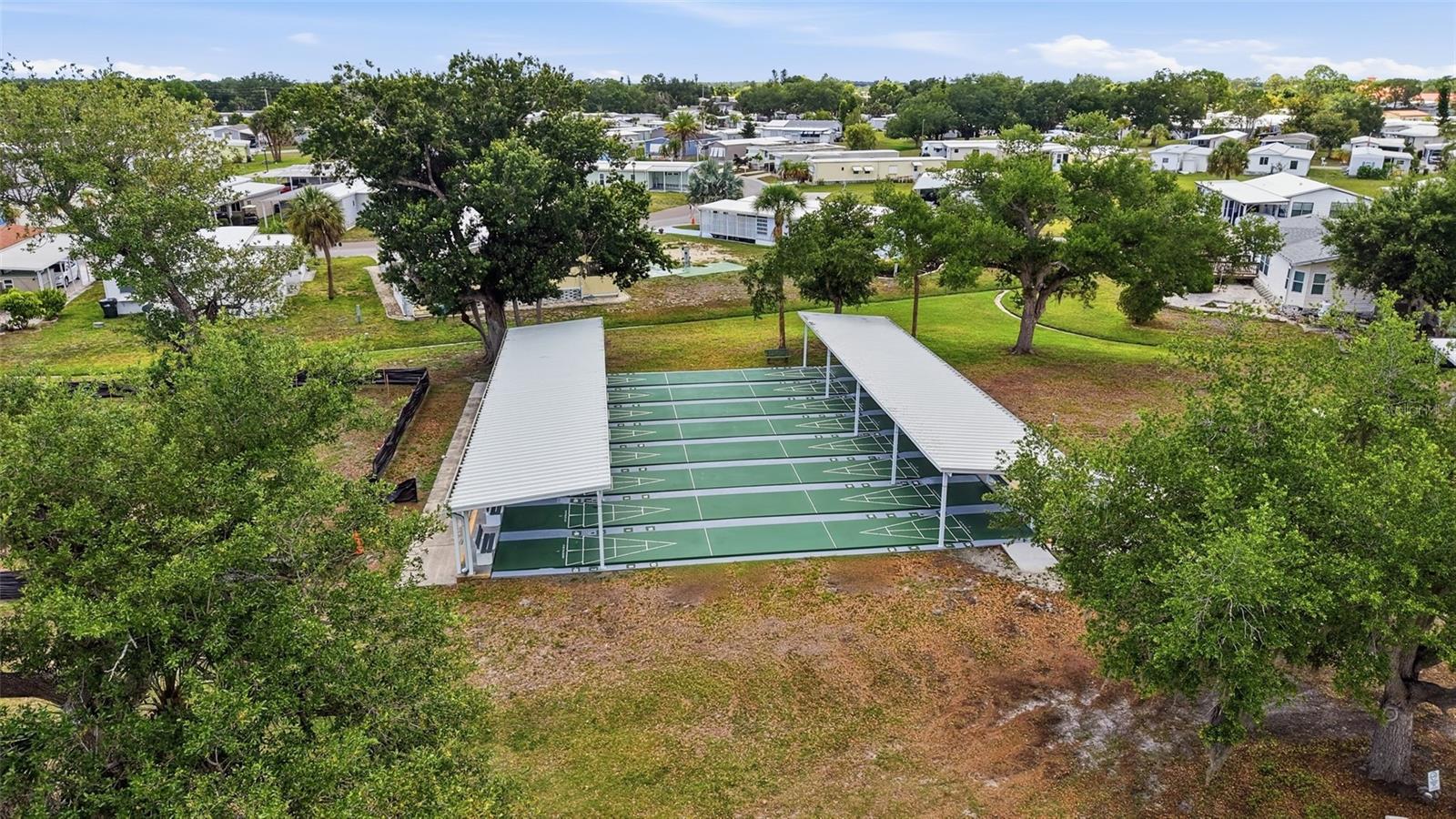 HOLIDAY PARK - Residential