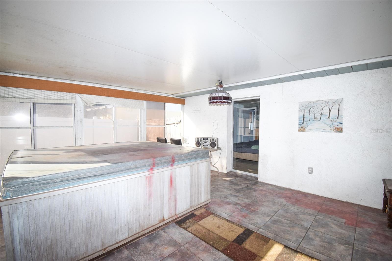 LAKE SARASOTA - Residential