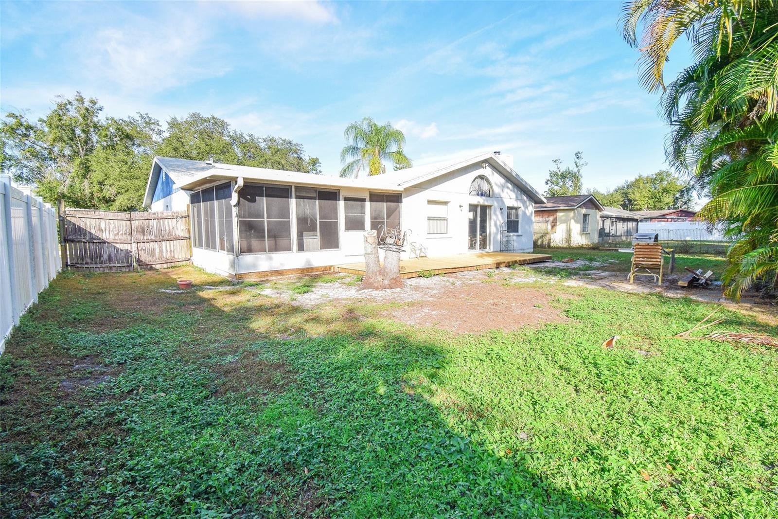LAKE SARASOTA - Residential