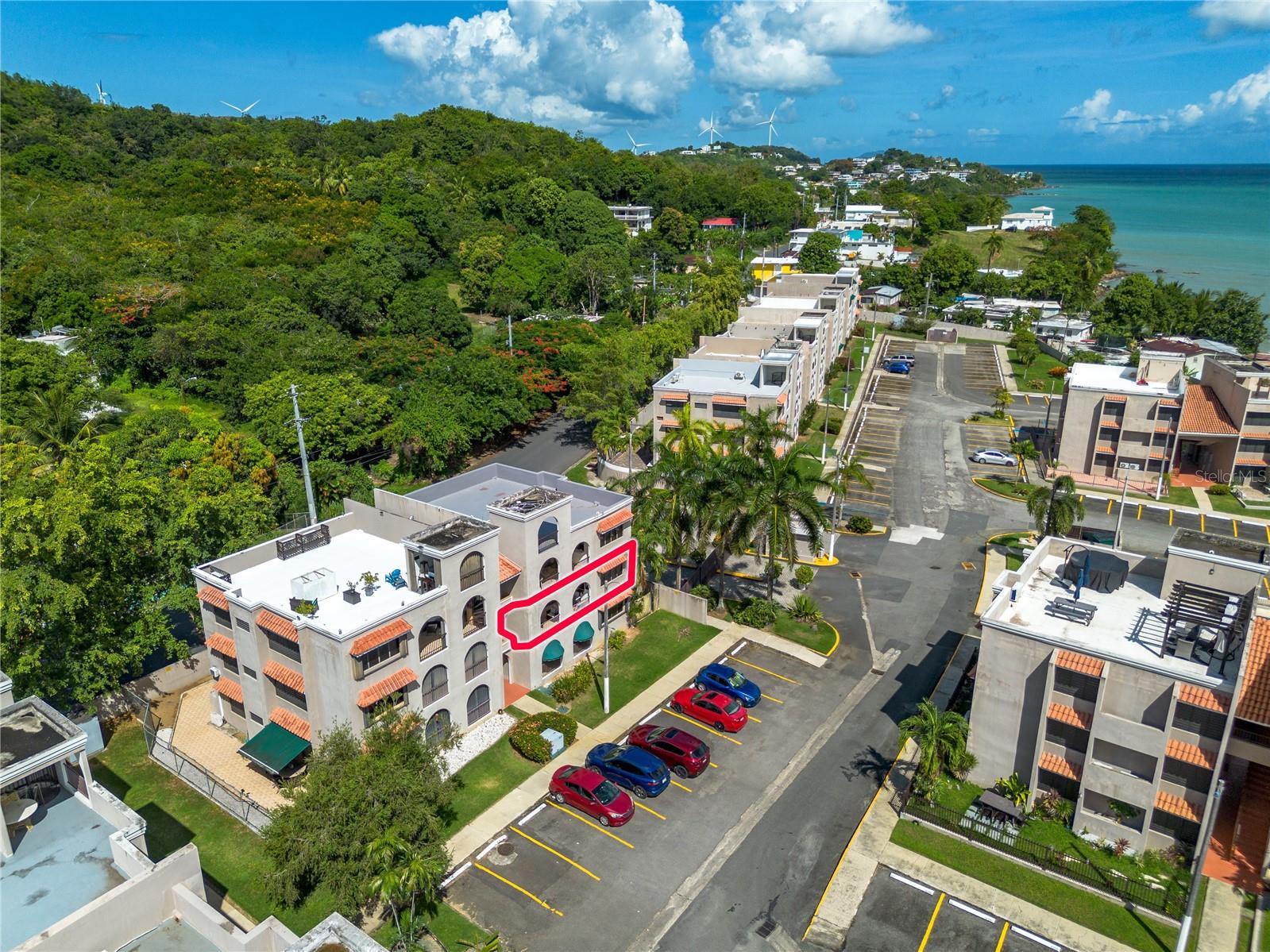 Cala de Hucares CARR 3 KM 66.7 B-208