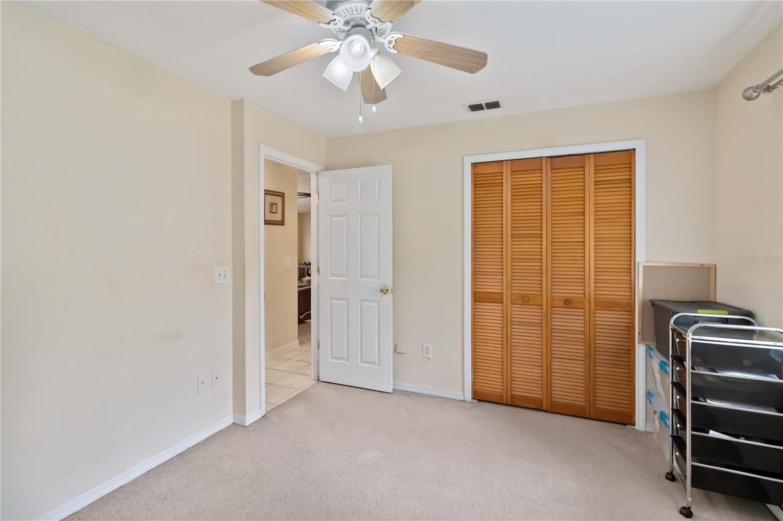 VISTA HILLS - Residential