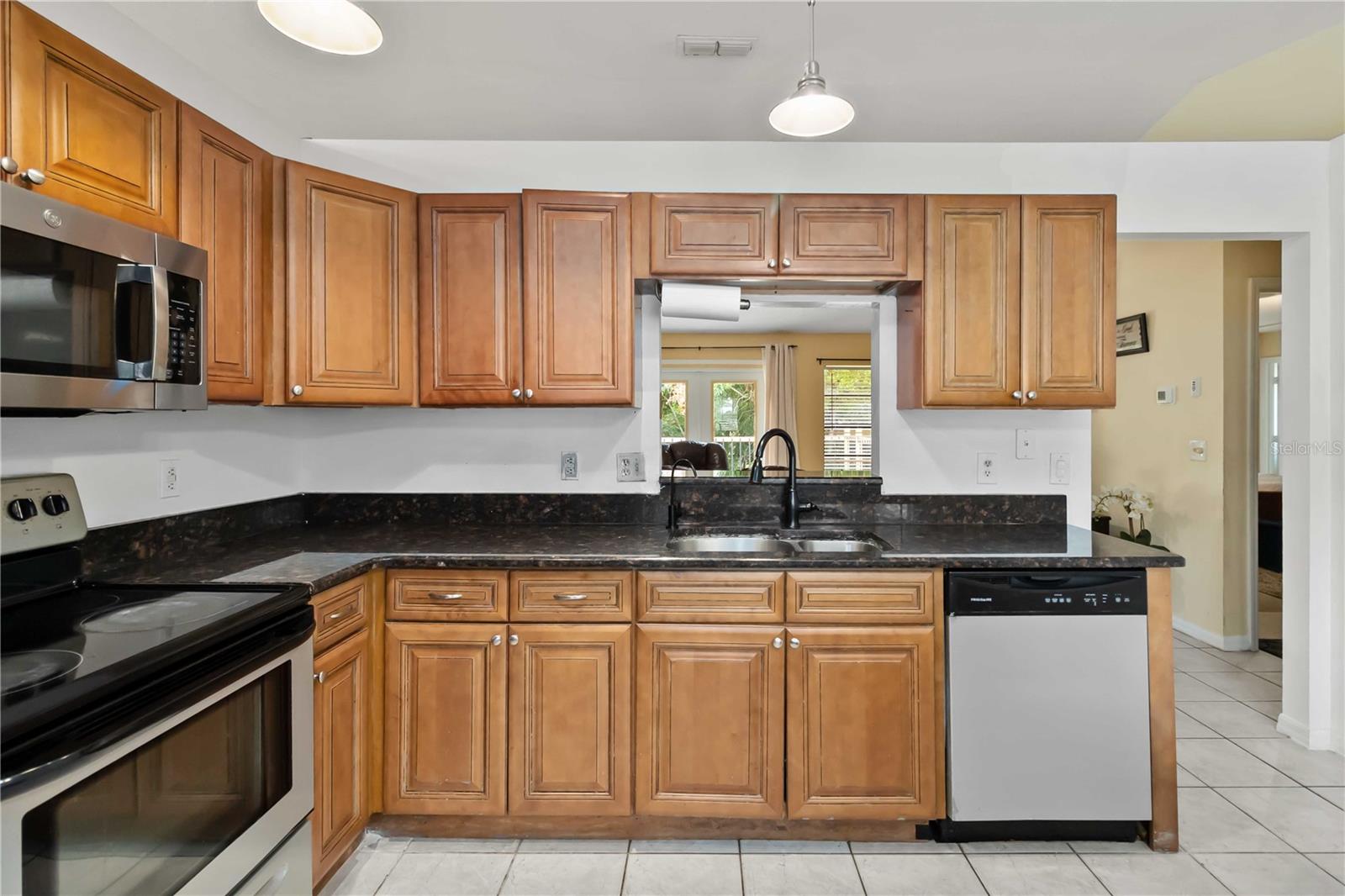 VISTA HILLS - Residential