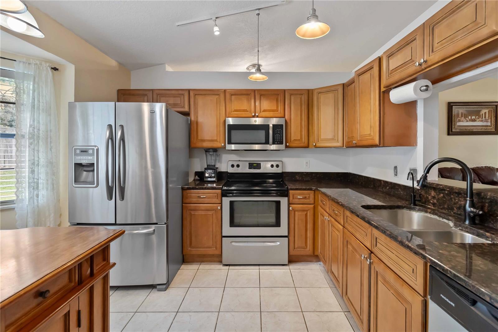 VISTA HILLS - Residential