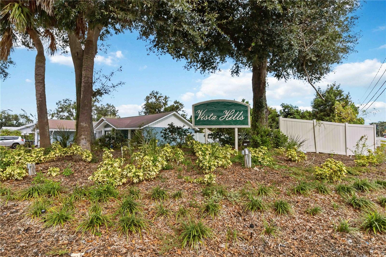 VISTA HILLS - Residential