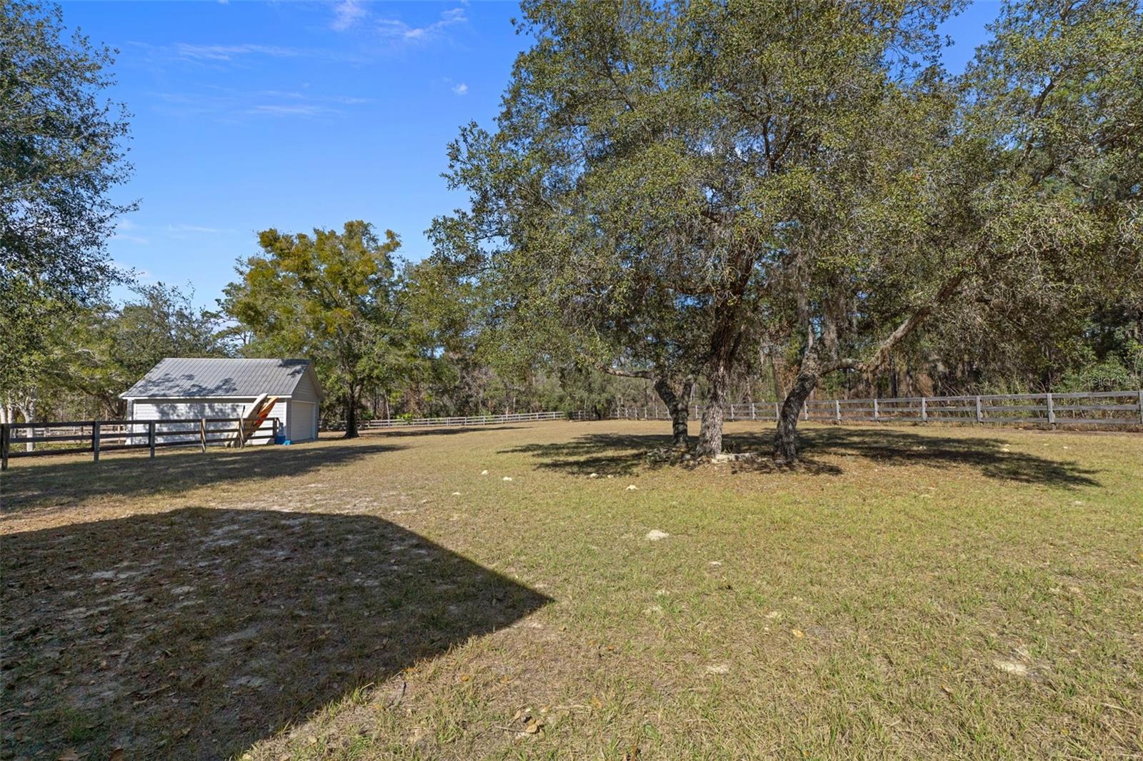 PINE RIDGE UNIT 01 - Residential