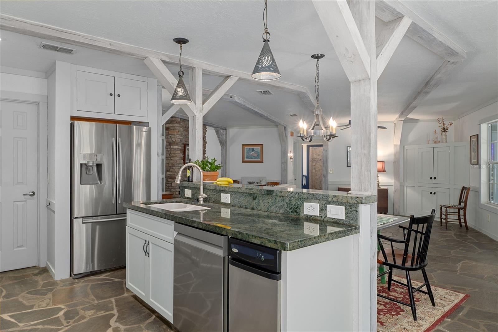 PINE RIDGE UNIT 01 - Residential