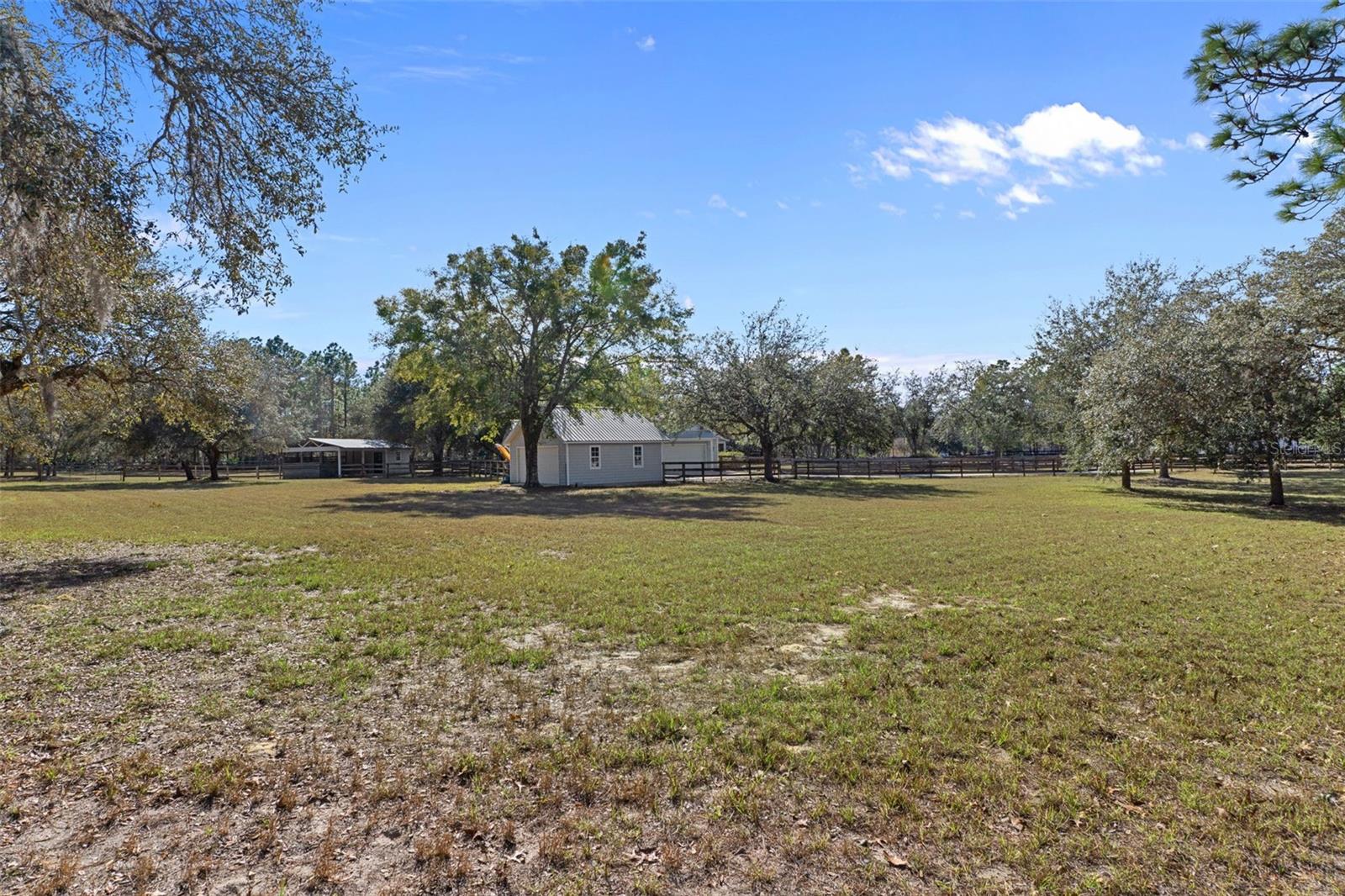 PINE RIDGE UNIT 01 - Residential