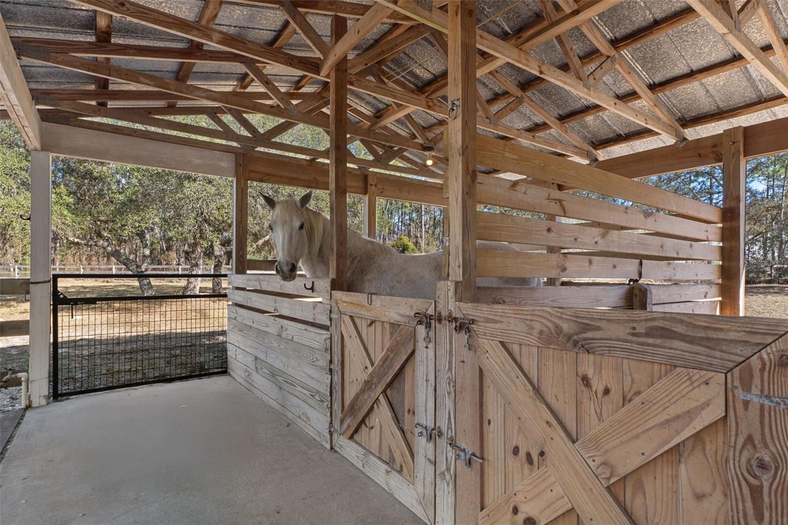 PINE RIDGE UNIT 01 - Residential