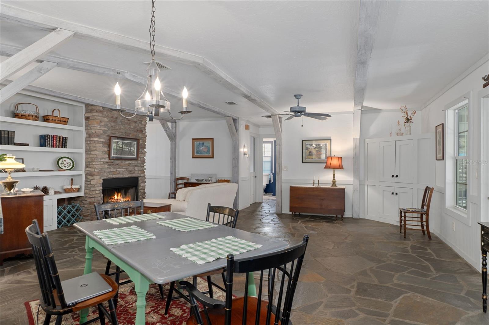 PINE RIDGE UNIT 01 - Residential