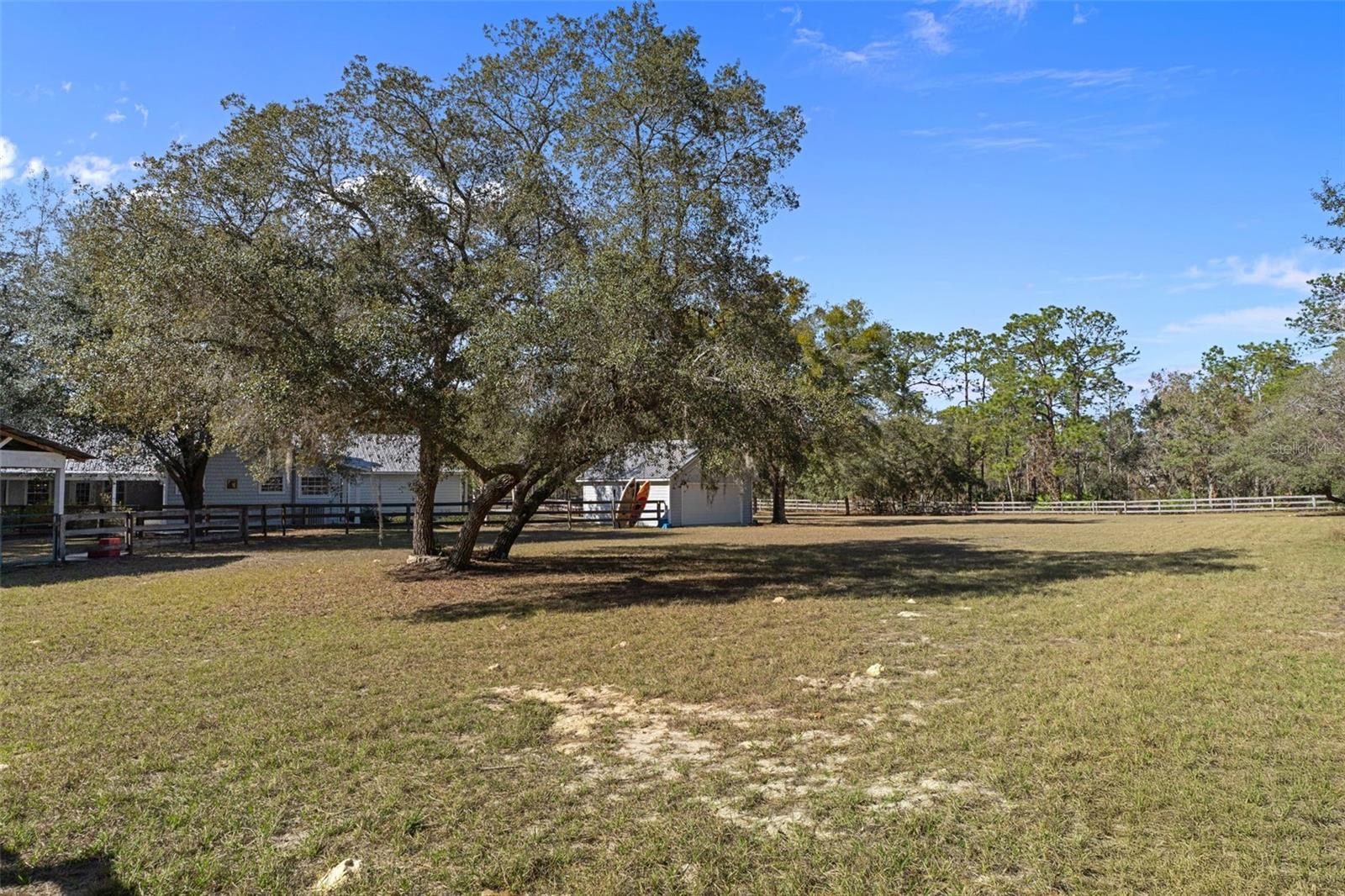 PINE RIDGE UNIT 01 - Residential