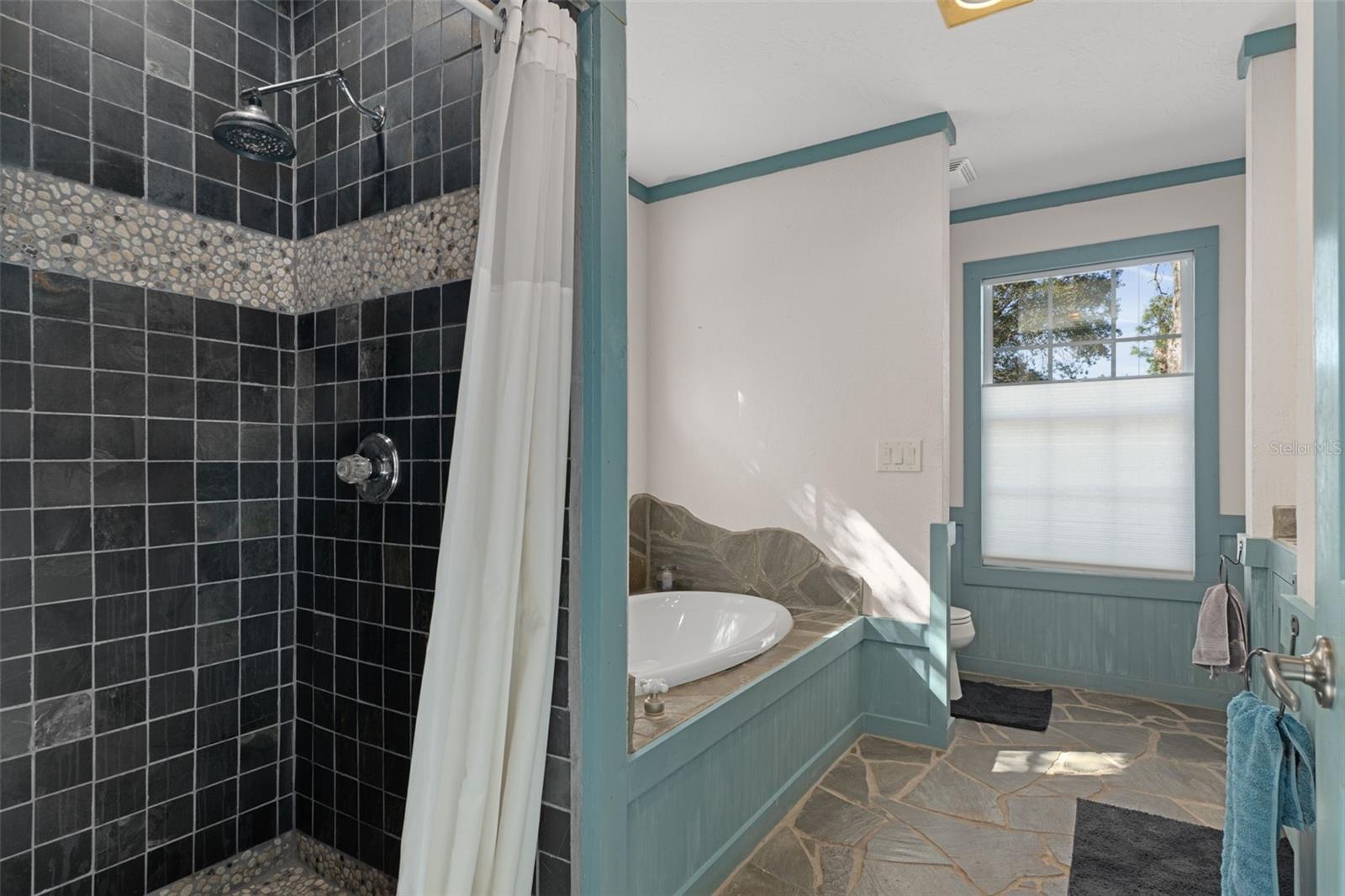 PINE RIDGE UNIT 01 - Residential