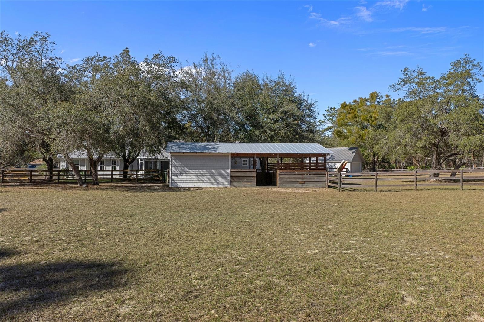 PINE RIDGE UNIT 01 - Residential