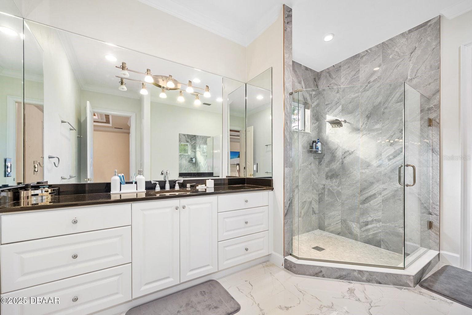 OLD-OAK - Residential