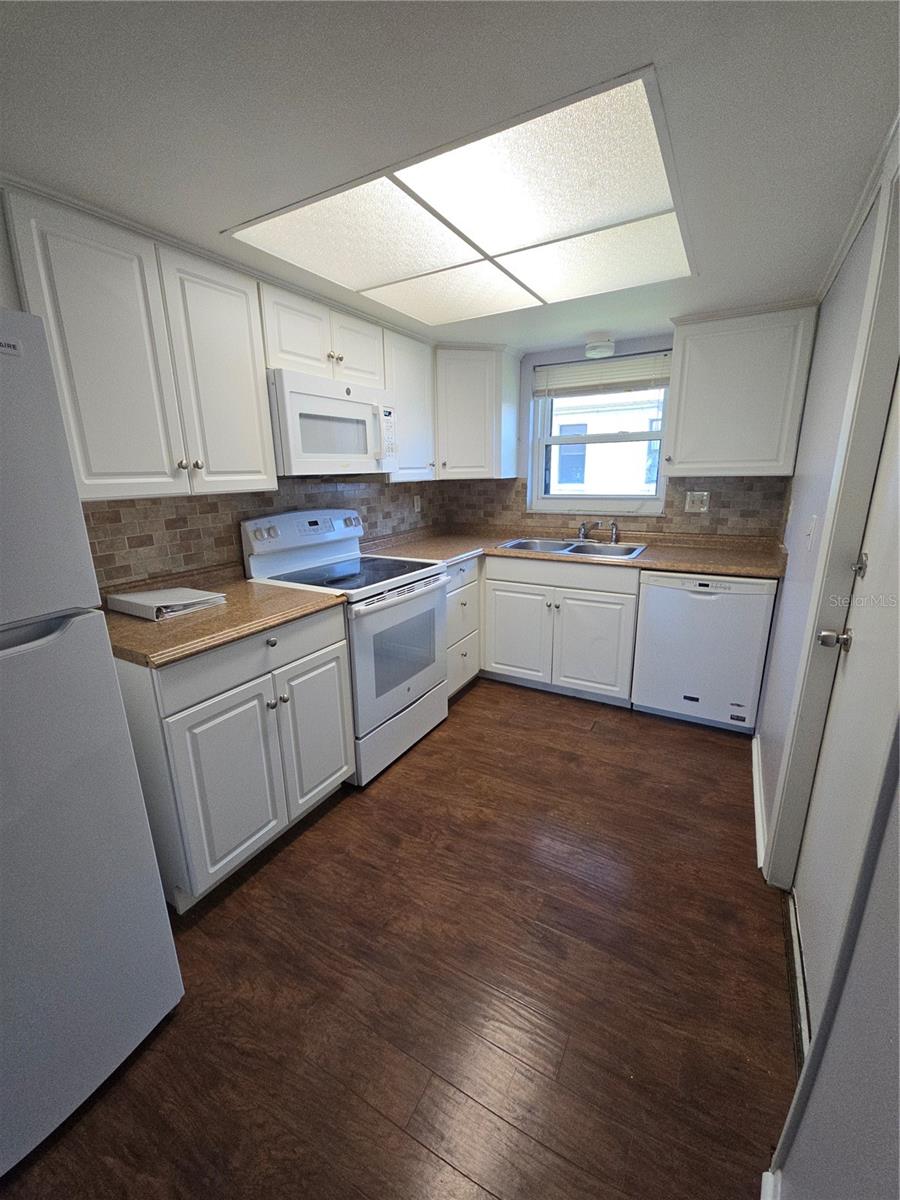 OAKWOOD VILLAS SEC C - Residential