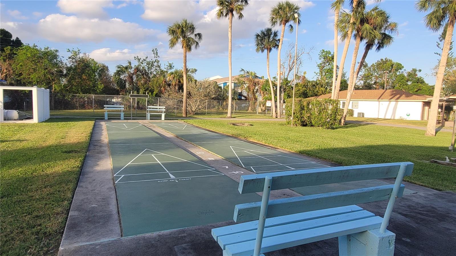 OAKWOOD VILLAS SEC C - Residential