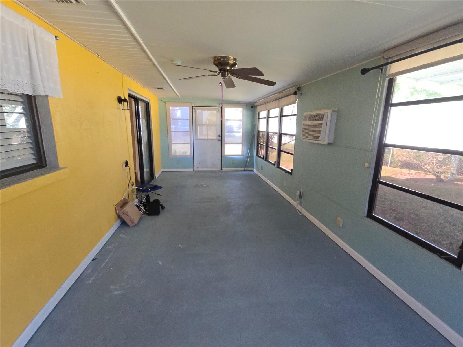 OAKWOOD VILLAS SEC C - Residential